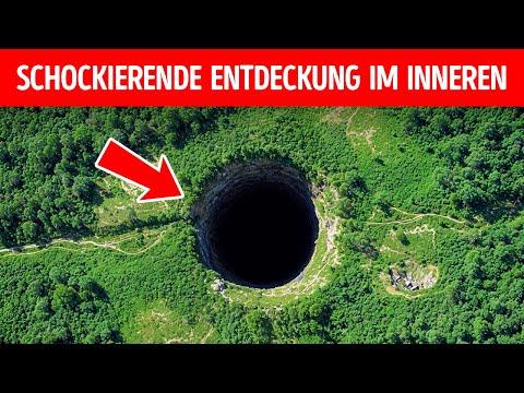 Wissenschaftler entdeckten eine Welt, die Millionen von Jahren in einem riesigen Sinkloch