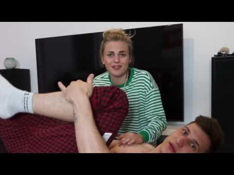 Lena WAXXT und EPILIERT meine BRUST!🥵 | 10 000 ABONENNTEN SPECIAL | gideON