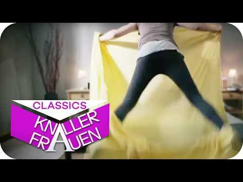 Das Bettlaken! | Knallerfrauen mit Martina Hill | JOYN