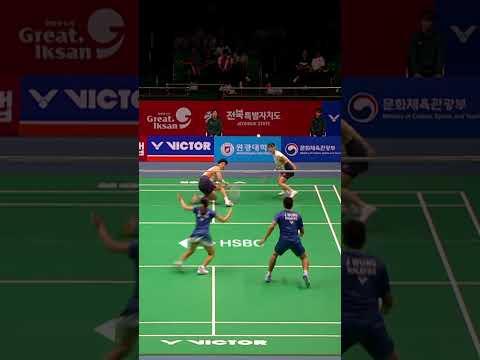 Somehow they found a way! #shorts #badminton #BWF