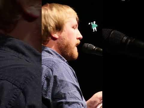 Ich hasse Menschen: Comedy-Rant über Züge & Absurditäten!