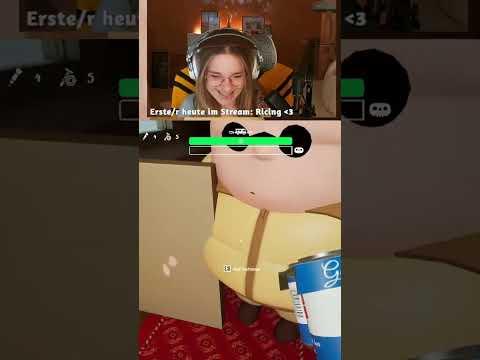 War was? 🤷‍♀️ | #naadiinoo spielt #rvthereyet auf #Twitch