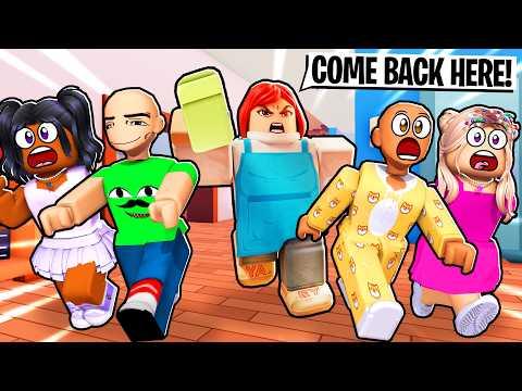 ESCAPING MOMSTER | Roblox Funny Moments