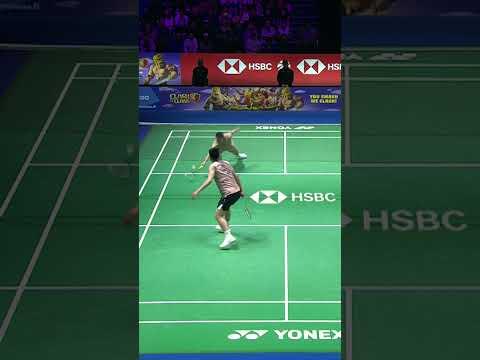 How did he get there so quickly? #shorts #badminton #BWF