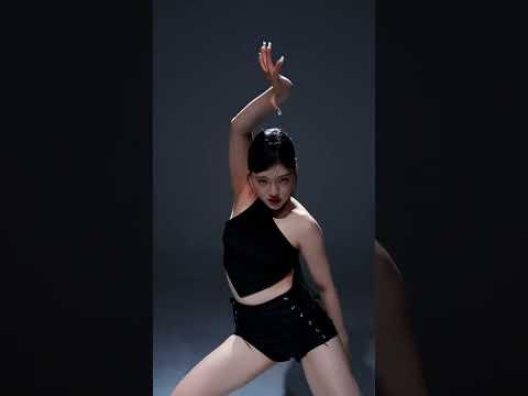 👠🖤 #eunhye #choreography