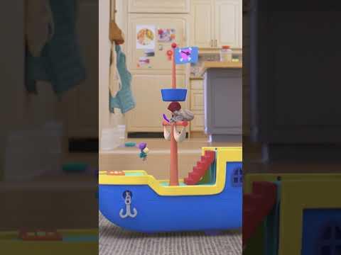 Lucas the Spider's Pirate Song #lucasthespider #singing