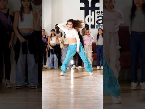 Cette danseuse va vous surprendre ! 💥 #kidsdance #shorts #dancevideo #viralvideo