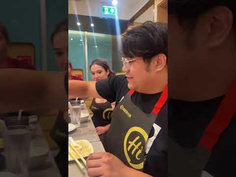 This was supposed to be a relaxing dinner after a long day. #haidilao #hotpot #friendstrip