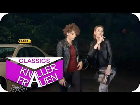 Wir sind zu früh! | Knallerfrauen mit Martina Hill