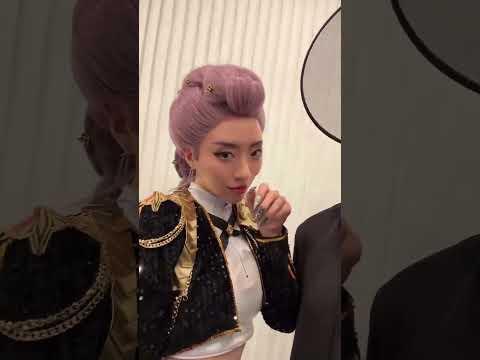 We saw you from across the room and we hate your vibe #kpopdemonhunters #rumi #jinu