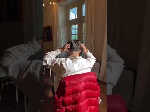 Wie "RichKids" ihre neue Jacke über den Stuhl hängen 🧥I moonvibe #Shorts