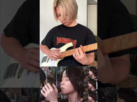 When Chih Siou sings and Ichika plays guitar…