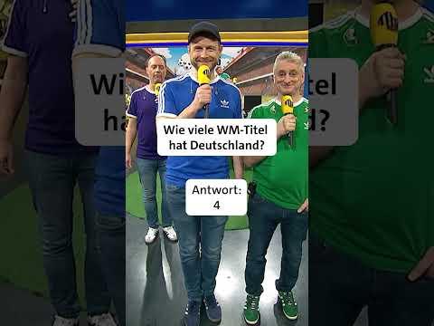 Fußballquiz mit WUMMS! | Tigerenten Club #shorts #fußball