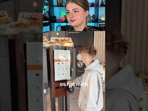 Wer macht die besseren Pommes? #shorts #lidiro #schule #memes