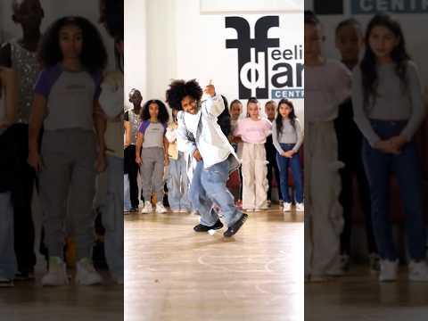 Quel flow à seulement 14ans !🔥      #dancer #choreography #kidsdance #sabrinalonis #dance
