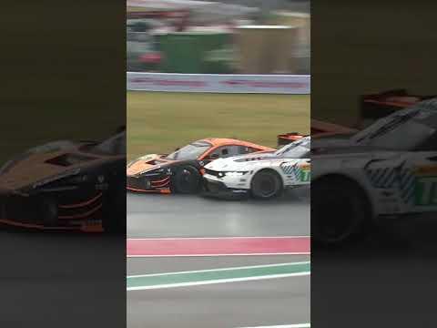 MULTIPLE contact in intense battle! 🥵