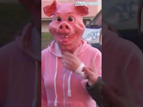 Mann mit Beil auf offener Starße! #aufstreife #polizei #crime #sat1