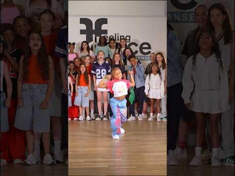 Devinez son âge 😍✨ #dance #performence #style