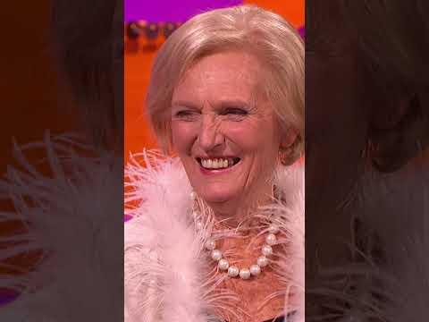 Hugh Jackman Being Hugh Jackman 🍰😮‍💨