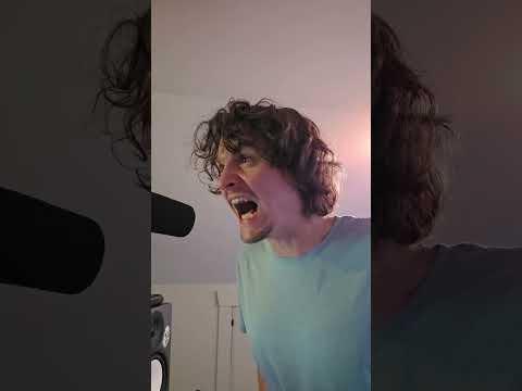 Screaming for a dumb short gag