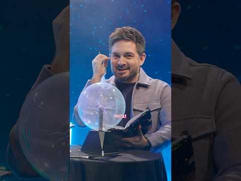 Können unsere Hosts in die Zukunft schauen? Auflösung folgt nächstes Jahr!