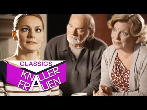 Tollpatschig und blöd? | Knallerfrauen mit Martina Hill