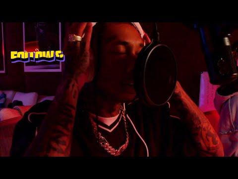 Rack Daddy! Tyga fires up the mic on his stream!