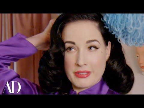 They Don't Make Burlesque Feathers Like They Used To