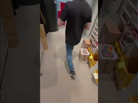 Hier entstehen die Nachrichten, die du jeden Tag siehst! #knastvlog #tomekk