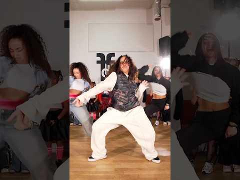 Ces kids mettent le feu au studio 🔥#dance #viralvideo #shorts