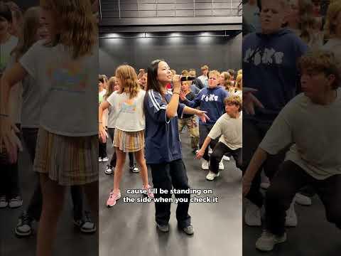 Kids Sing 'Don't You Worry About A Thing,' and It'll Stop You in Your Tracks  #torikelly