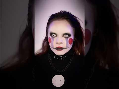 i recognize you, but i'm not afraid of you... not anymore 👀 the puppet / marrionette makeup 👀