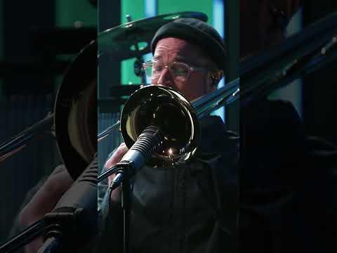 RTO Ehrenfeld – Bruno Mars „I Just Might“ x Junor Senior „Move Your Feet“ | ZDF Magazin Royale