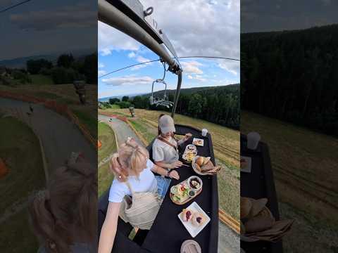 Viki wird panisch 🫣 Essen in der Luft?! 🚡 Nummer 50 von 100 neuen Dingen ✨ #ViktoriaSarina