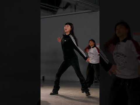 Look at 👀✨ @inyoungsss Oh my gosh 🤯 #liakim #choreography