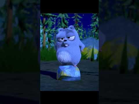 Look at this beggar,this beggar was tagging us of this video.