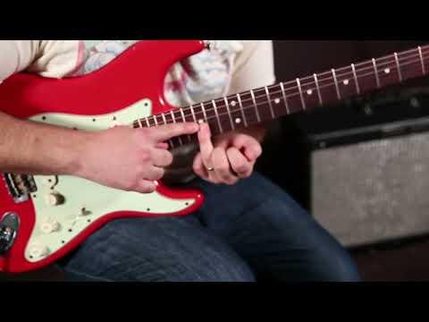 Clapton's Extended Pentatonic Riff's (EASY but SOund Hard to play)
