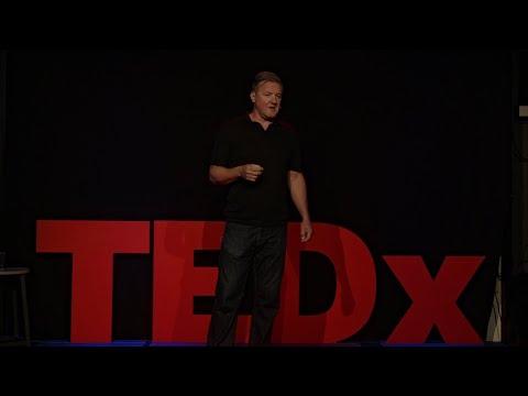 The musician’s classroom: Why we need to save grassroots music venues | Steven Smith | TEDxWorthing