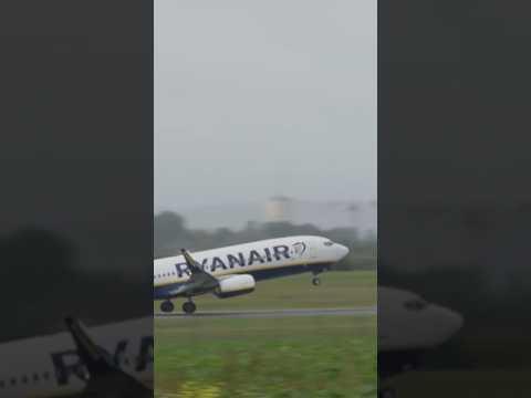 Ryanair Taktik: Angst als Mitarbeitermotivation #zdfinfo #ryanair #urlaub