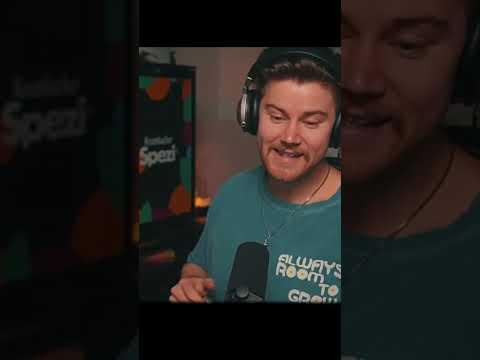 Der Bre spielt mit dem Feuer