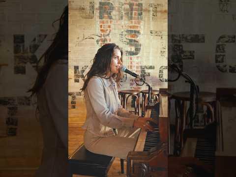 I was in Fitzroy, looking at the bar….. #piano #singersongwriter