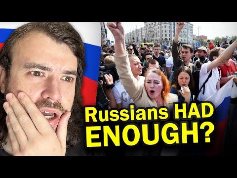 Russians Are Finally PROTESTING Putin