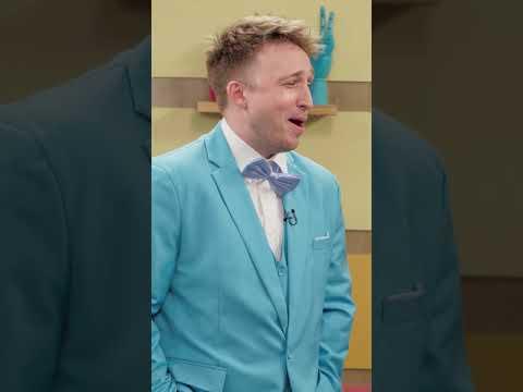 Angela ROASTED her