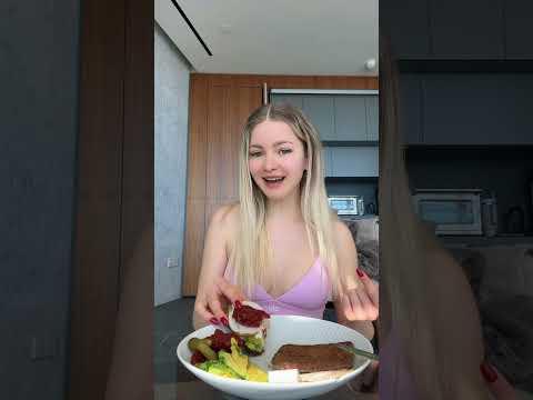 ich liebe meinen pinken mclaren weil er pink und schnell ist 🤓💗