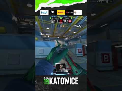 tN1R saves the round with a CRAZY Defuse 🔥
