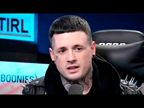 This Guy's a Dumbass