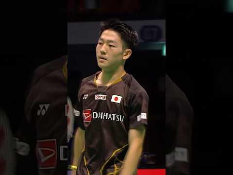 What a super pick-up! #shorts #badminton #BWF