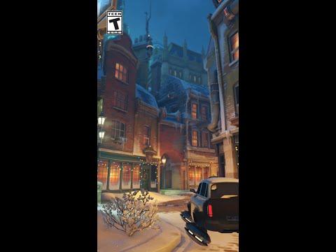 Can you spot the holiday props? 🕵️‍♀️❄️