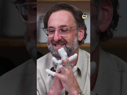 Eric Wareheim: "It's unfortunate I'm doing this on national TV" 😅