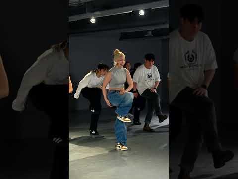 ⚡️🔒⚡️ #lockerzee #simmon #choreography #street #class #locking